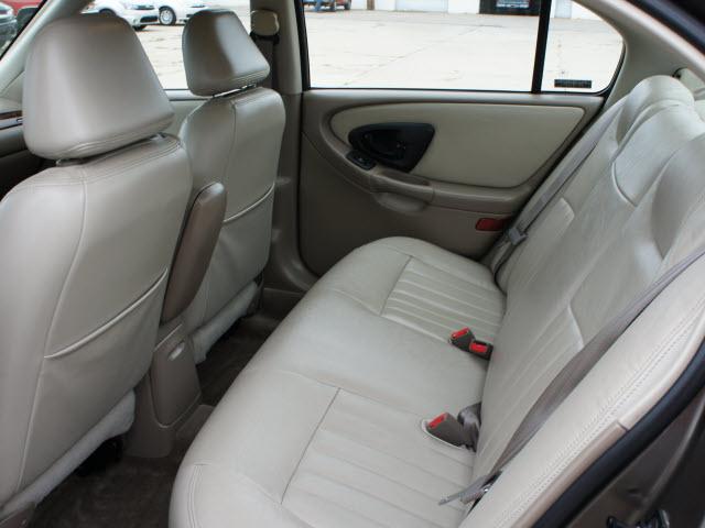 Chevrolet Malibu 2001 photo 3