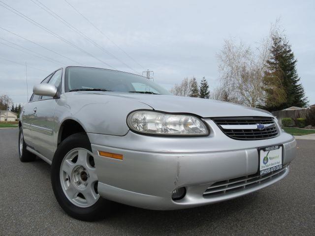 Chevrolet Malibu 2001 photo 1