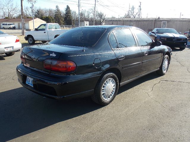 Chevrolet Malibu 2001 photo 2