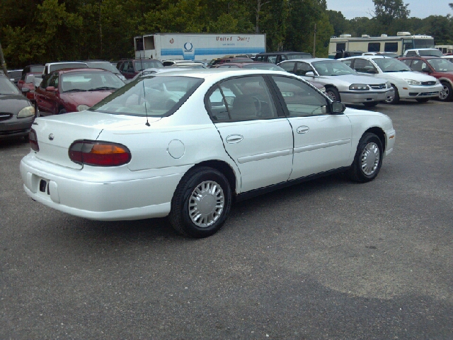 Chevrolet Malibu 2001 photo 4