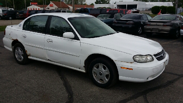 Chevrolet Malibu 2001 photo 1