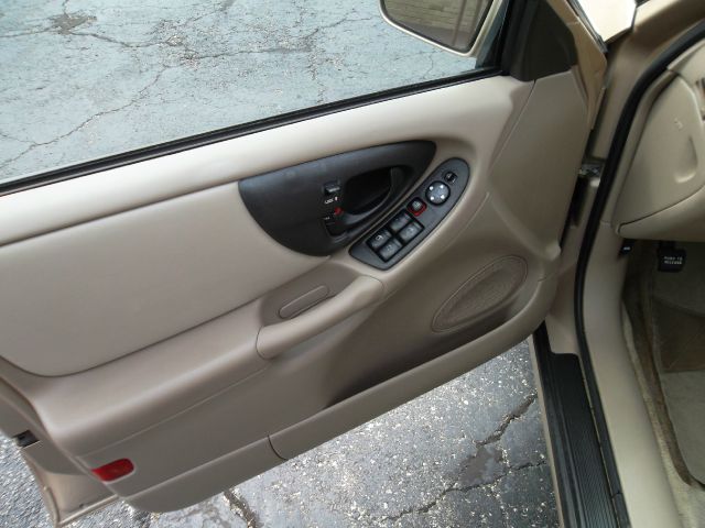 Chevrolet Malibu 2001 photo 9