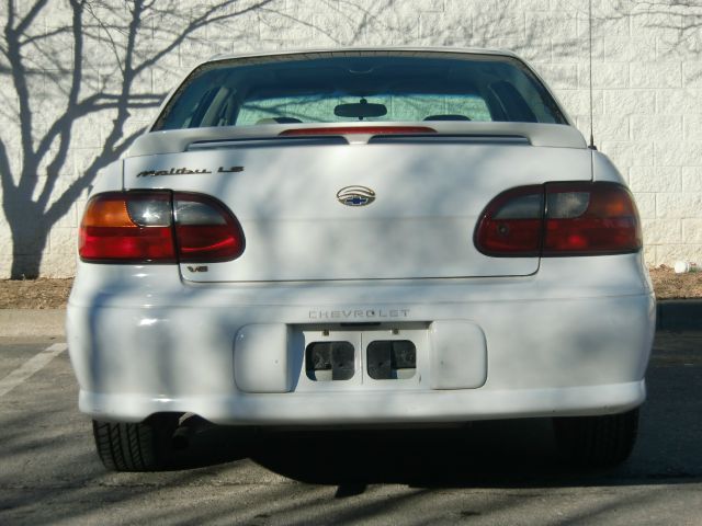 Chevrolet Malibu 2001 photo 2