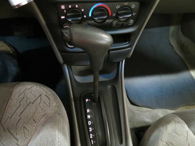 Chevrolet Malibu 2002 photo 12