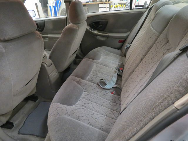 Chevrolet Malibu 2002 photo 14