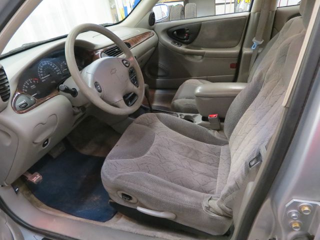 Chevrolet Malibu 2002 photo 18