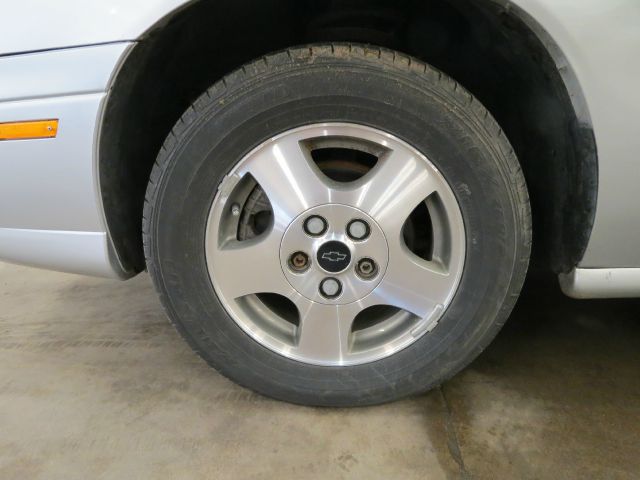 Chevrolet Malibu 2002 photo 19