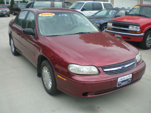 Chevrolet Malibu Base Sedan