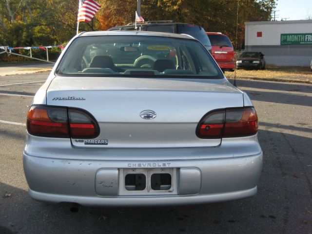 Chevrolet Malibu 2002 photo 2
