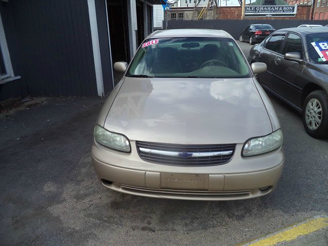 Chevrolet Malibu 2002 photo 3