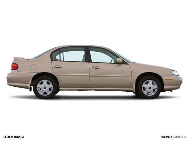 Chevrolet Malibu 2002 photo 1