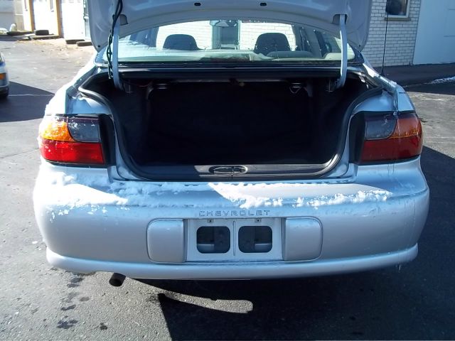 Chevrolet Malibu 2002 photo 1