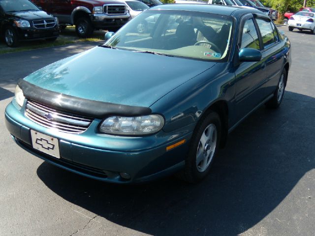 Chevrolet Malibu 2002 photo 3