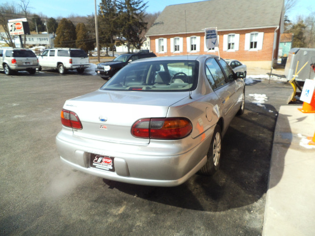 Chevrolet Malibu 2002 photo 3