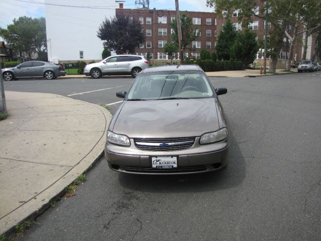 Chevrolet Malibu 2002 photo 2