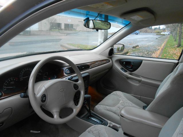 Chevrolet Malibu 2003 photo 2