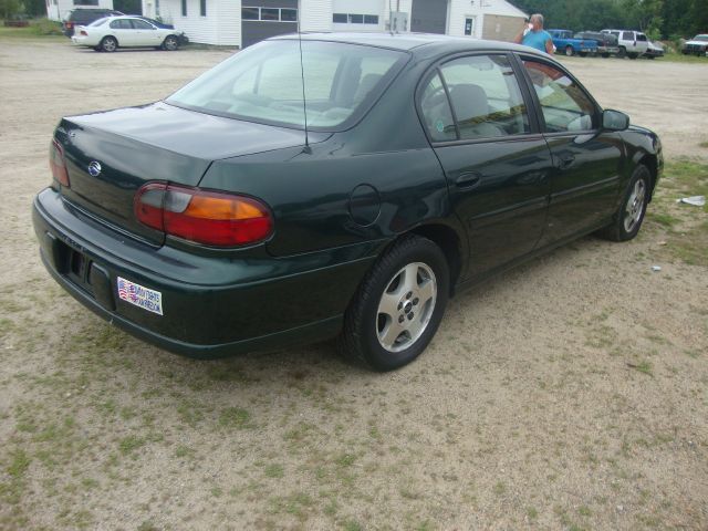 Chevrolet Malibu 2003 photo 2