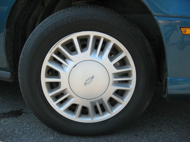 Chevrolet Malibu 2003 photo 17