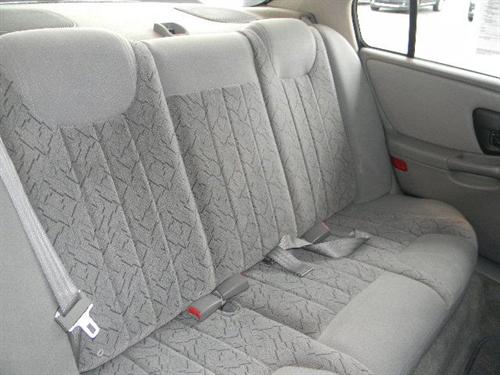 Chevrolet Malibu 2003 photo 3