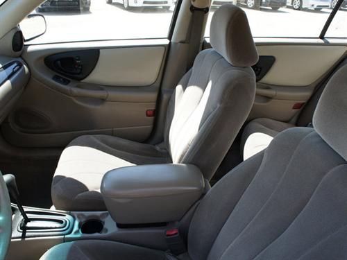 Chevrolet Malibu 2003 photo 3