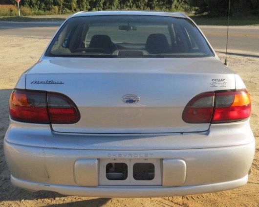 Chevrolet Malibu 2003 photo 2