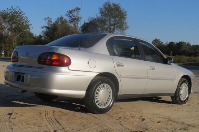 Chevrolet Malibu 2003 photo 3