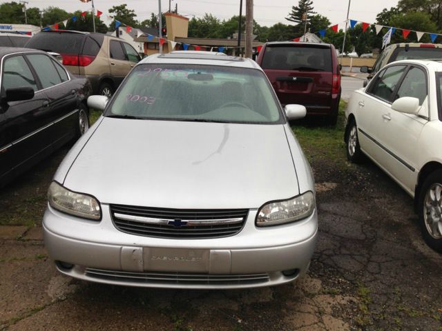 Chevrolet Malibu 2003 photo 2