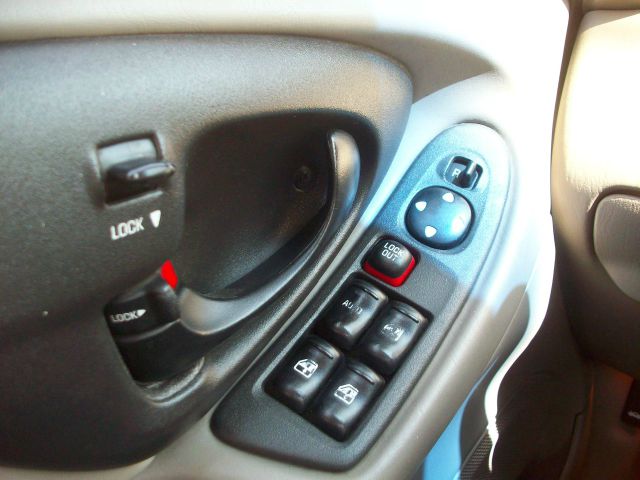 Chevrolet Malibu 2003 photo 3