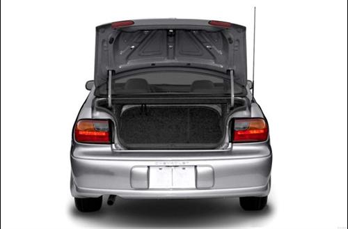 Chevrolet Malibu 2003 photo 4