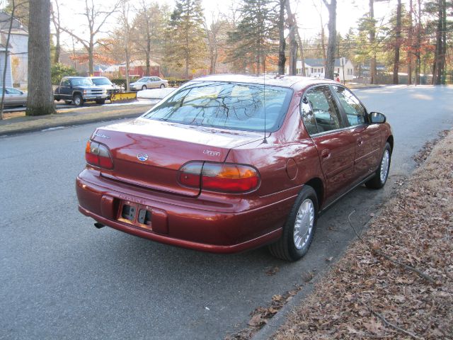 Chevrolet Malibu 2003 photo 3