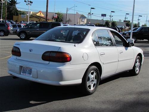 Chevrolet Malibu 2003 photo 2