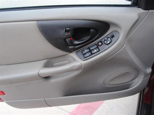 Chevrolet Malibu 2003 photo 2