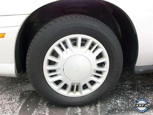 Chevrolet Malibu 2003 photo 3