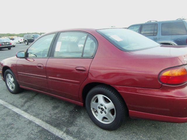 Chevrolet Malibu 2003 photo 2