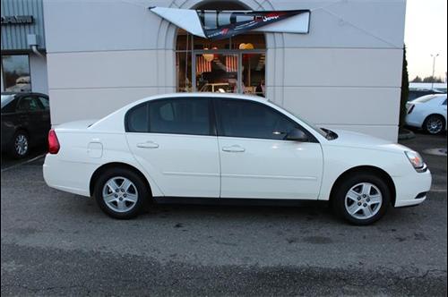 Chevrolet Malibu 2004 photo 3