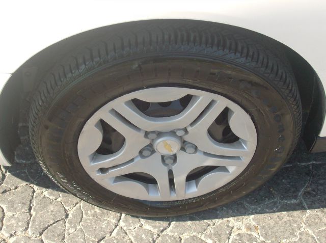 Chevrolet Malibu 2004 photo 3