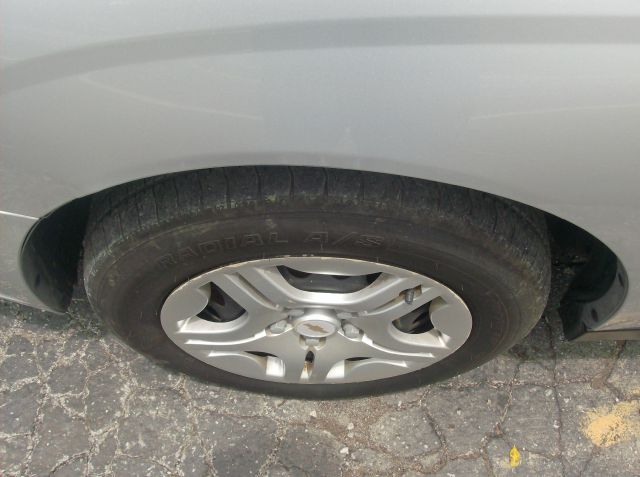 Chevrolet Malibu 2004 photo 3