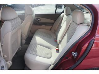 Chevrolet Malibu 2004 photo 2