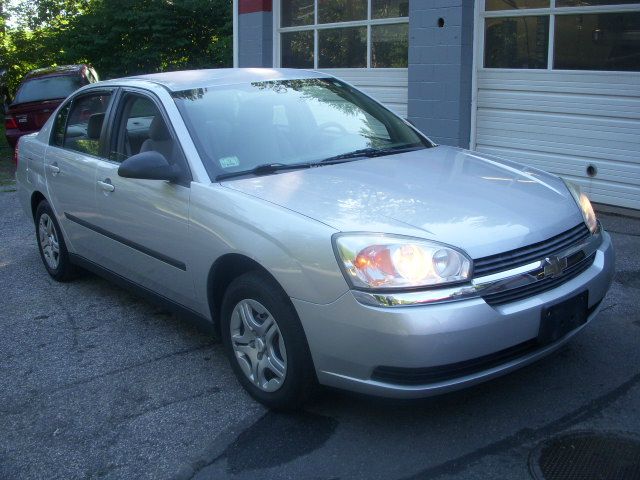 Chevrolet Malibu 2004 photo 1