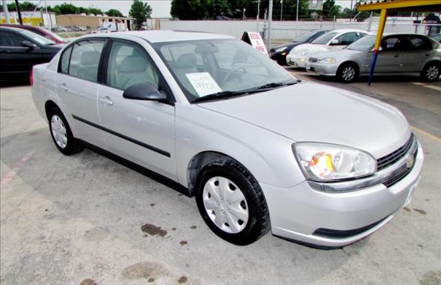Chevrolet Malibu 2004 photo 3