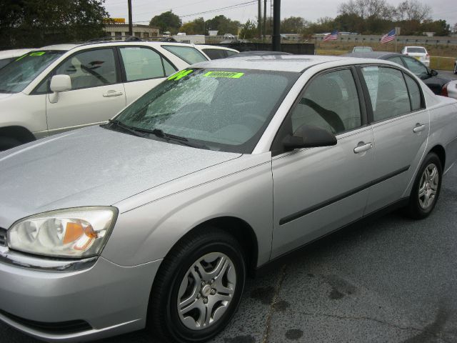 Chevrolet Malibu 2004 photo 1