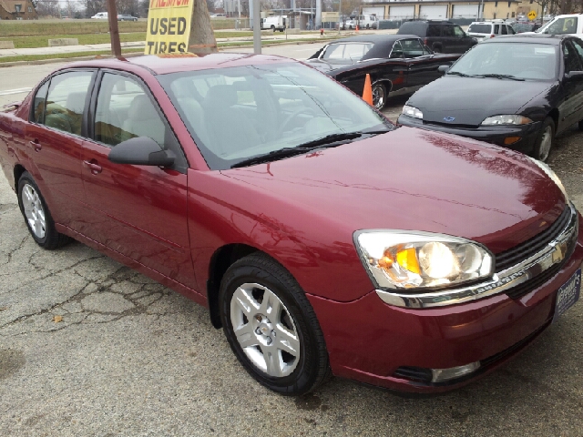 Chevrolet Malibu 2004 photo 4