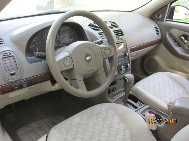 Chevrolet Malibu 2004 photo 15