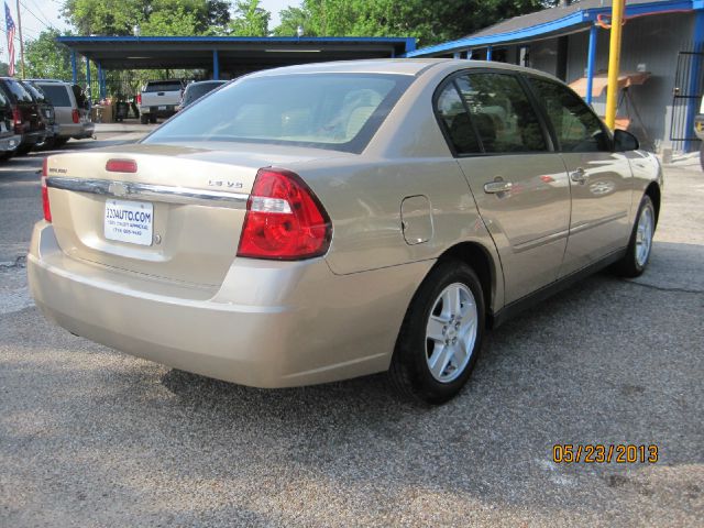 Chevrolet Malibu 2004 photo 22