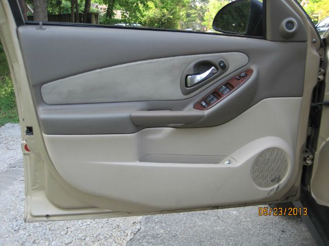 Chevrolet Malibu 2004 photo 30