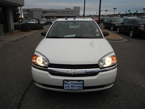 Chevrolet Malibu 2004 photo 1