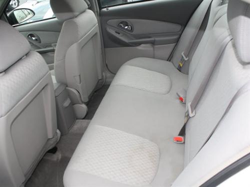 Chevrolet Malibu 2004 photo 1