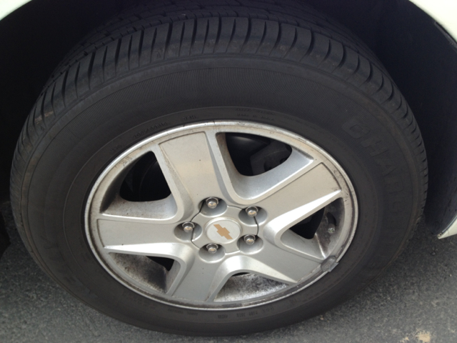 Chevrolet Malibu 2004 photo 4