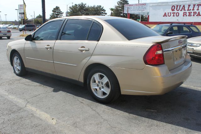 Chevrolet Malibu 2004 photo 4