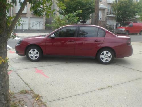 Chevrolet Malibu 2004 photo 2